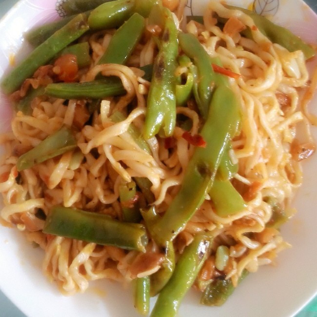 豆角焖面（新疆就叫蒸面）