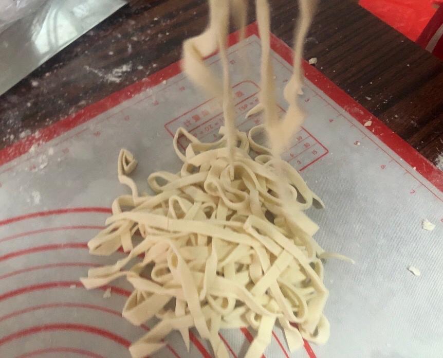 家常手擀面