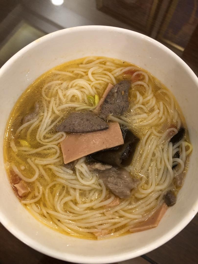 三鲜米线