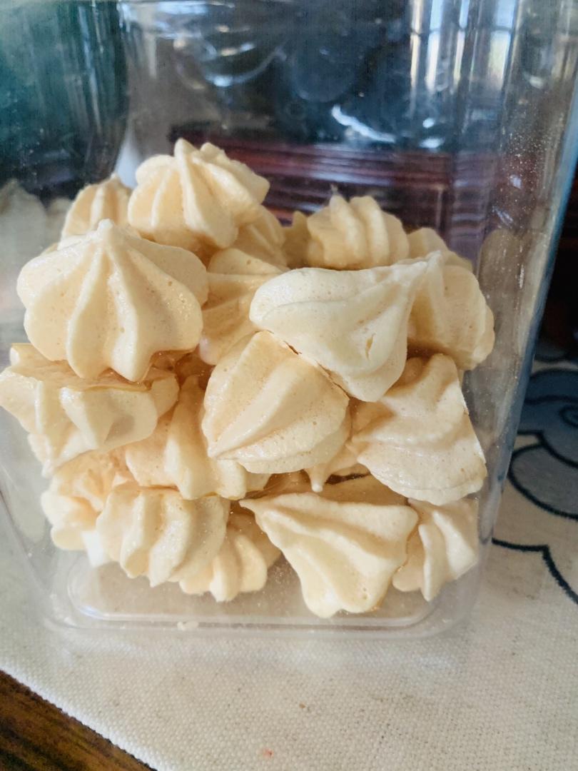 蛋白霜糖