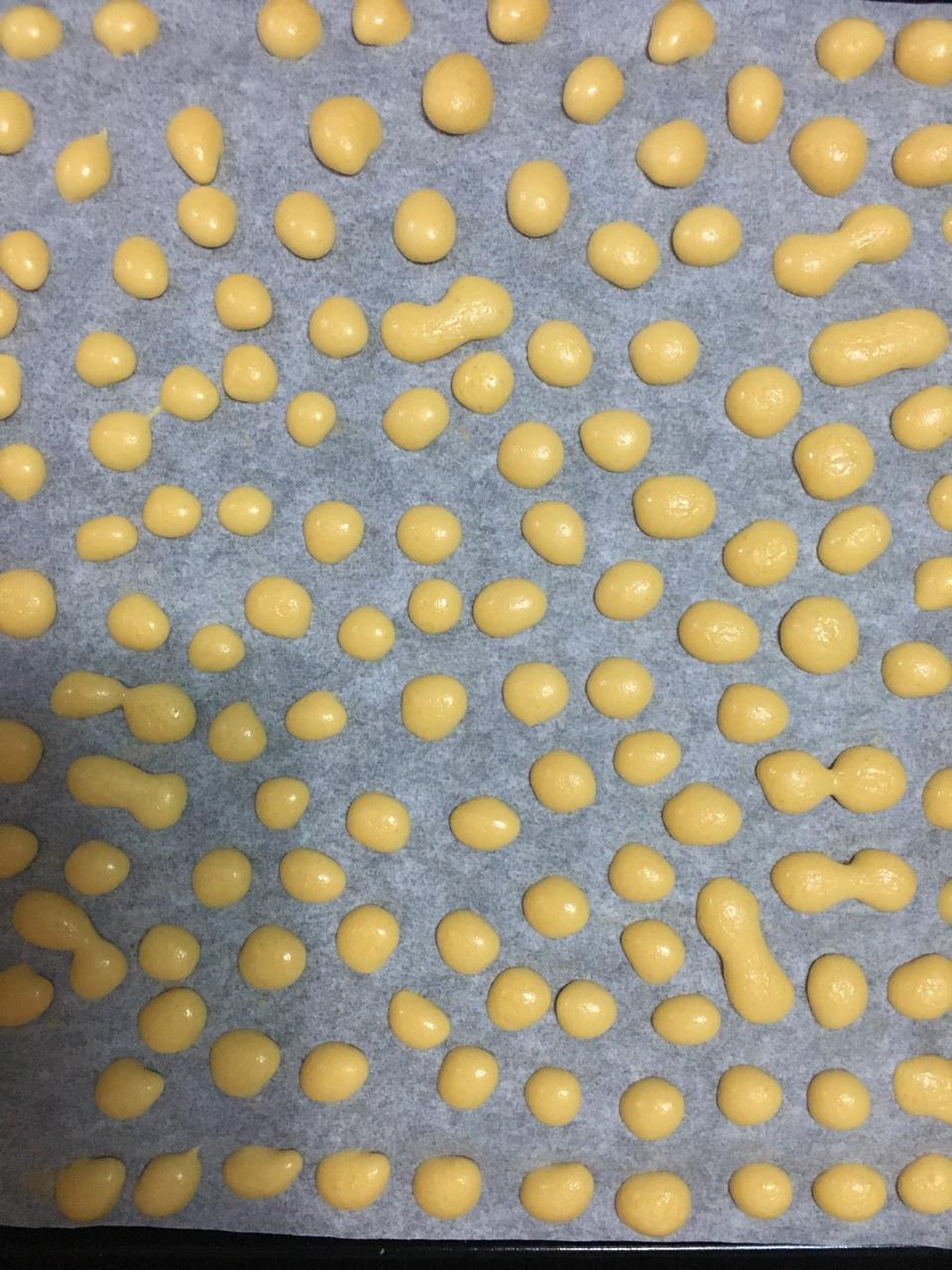 入口即化的无添加蛋黄溶豆