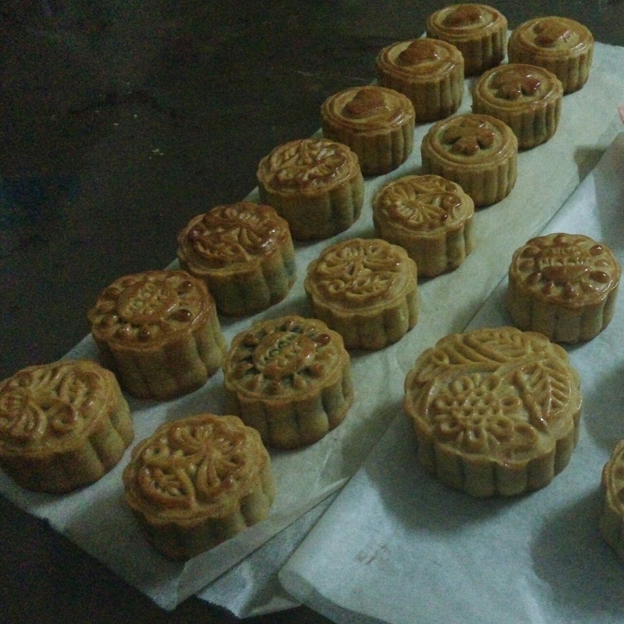 广式月饼——蛋黄莲蓉月饼