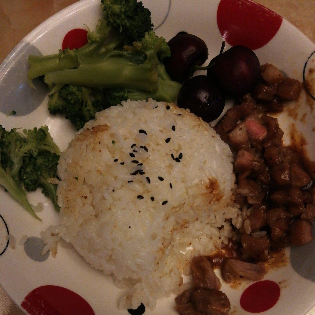 喷香黑椒猪扒饭