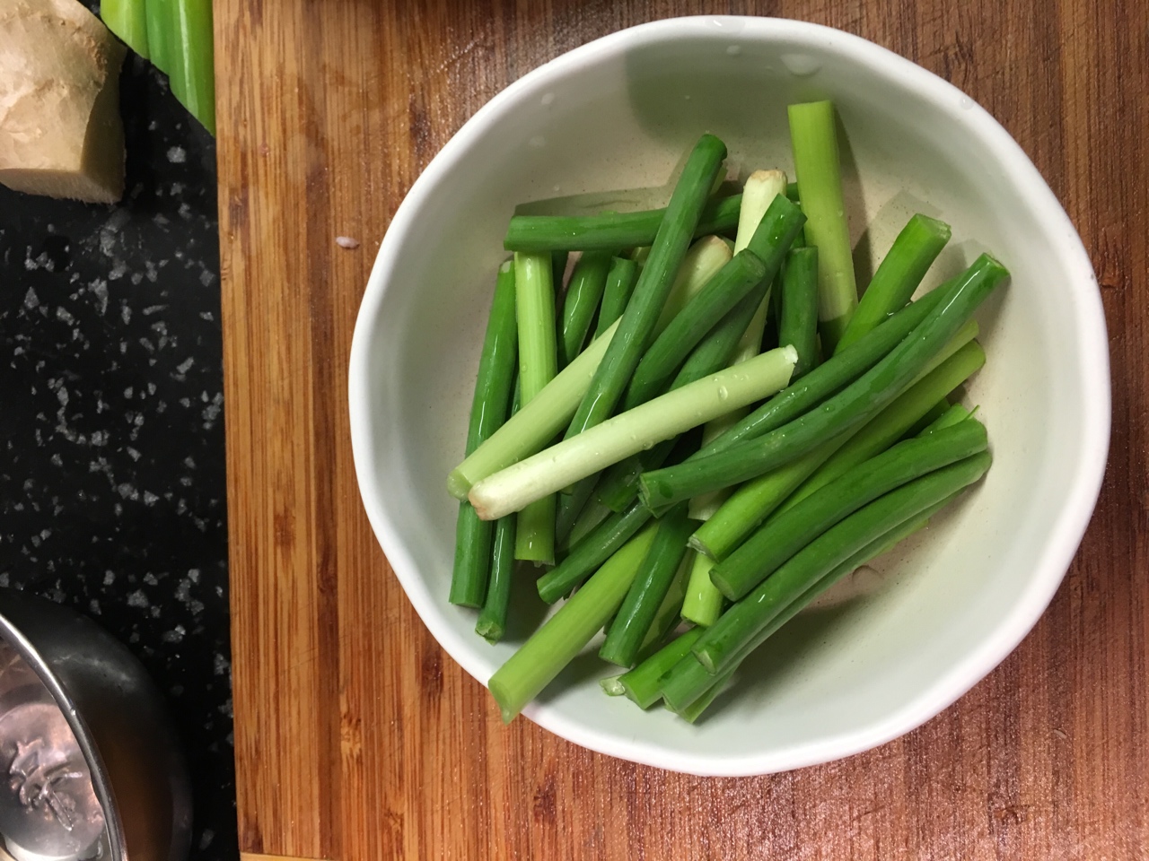 酸菜粉皮炖白肉的做法 步骤6