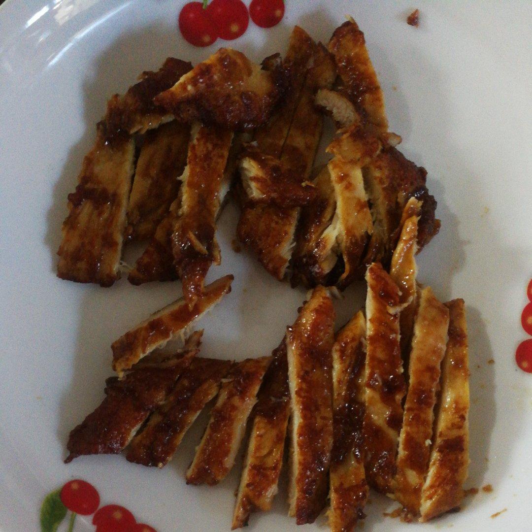 香煎嫩滑鸡胸肉