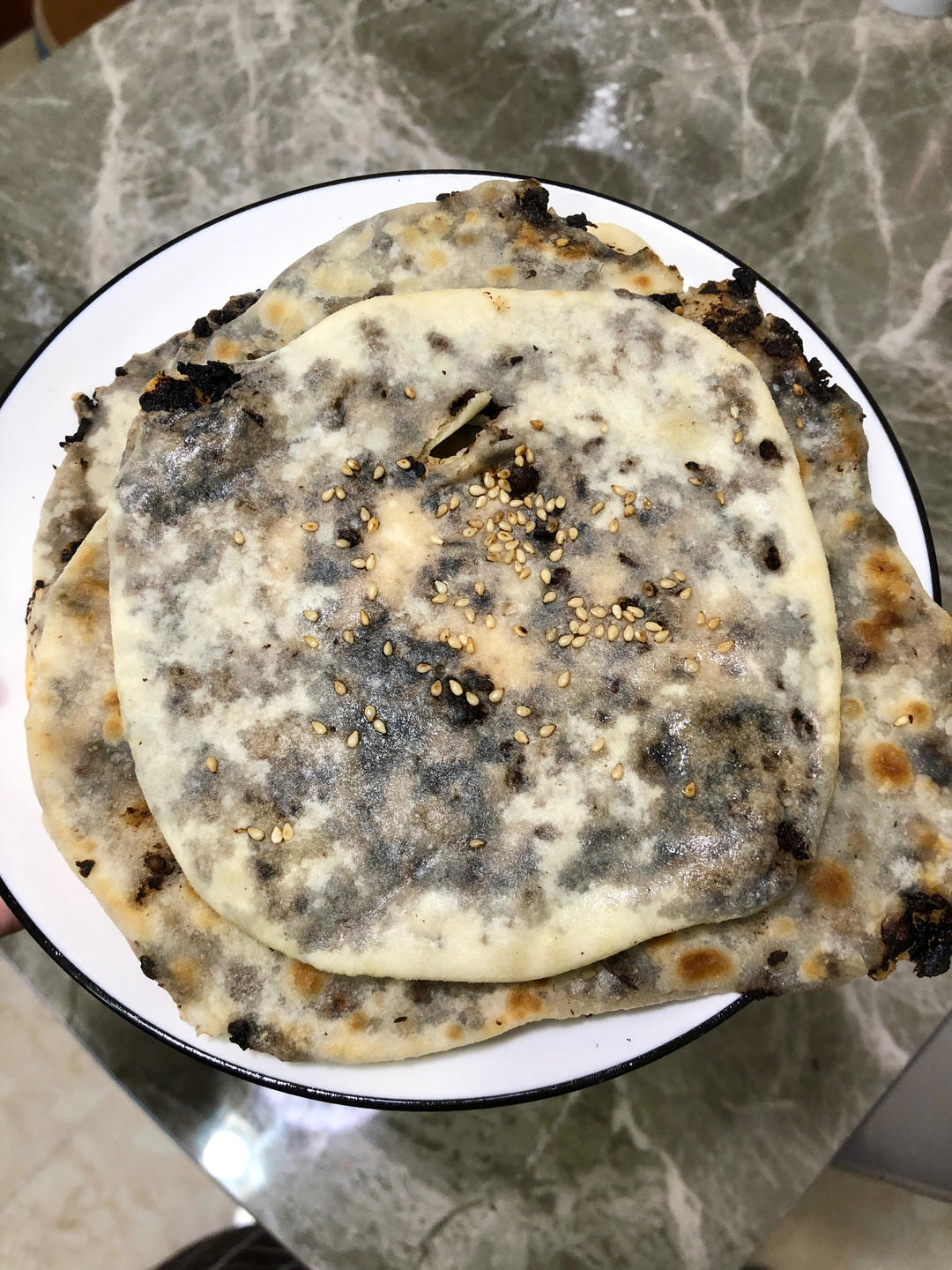不输给路边摊的梅干菜饼or锅盔