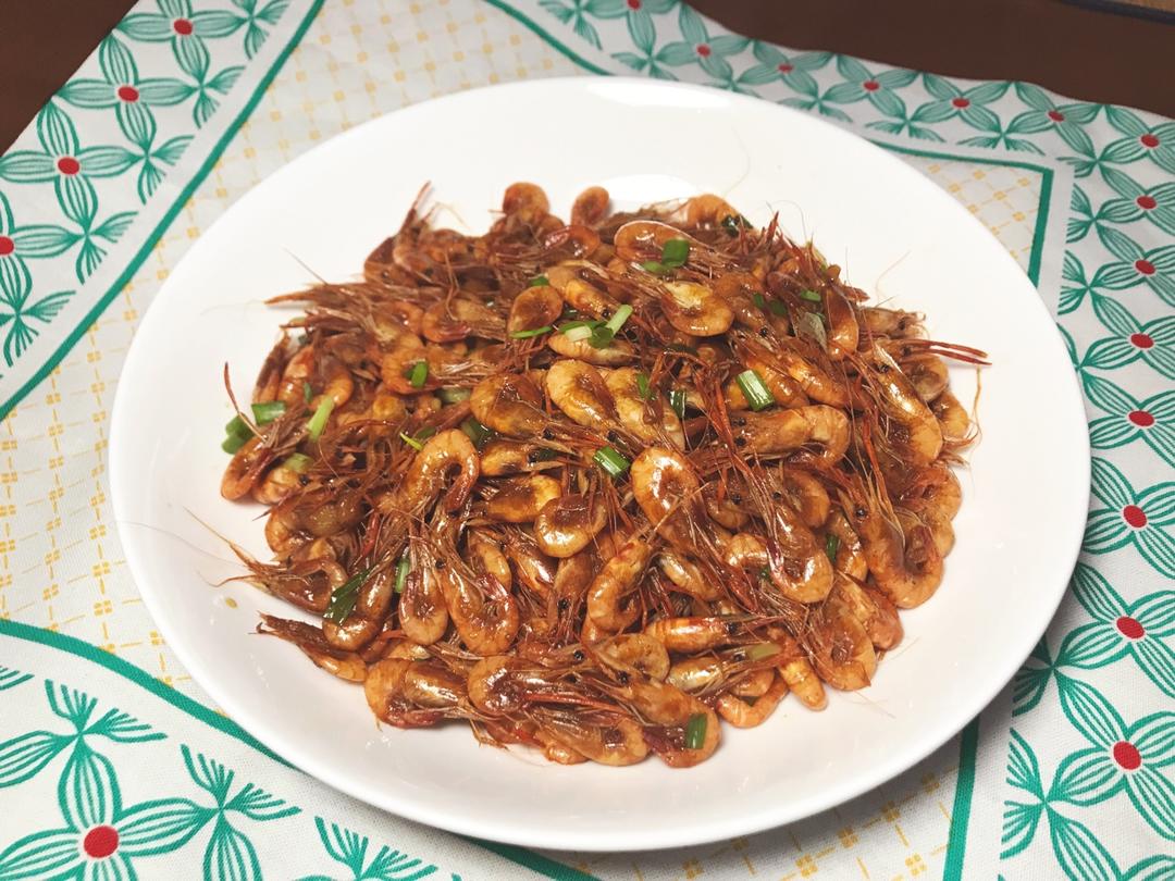 爆炒小河虾