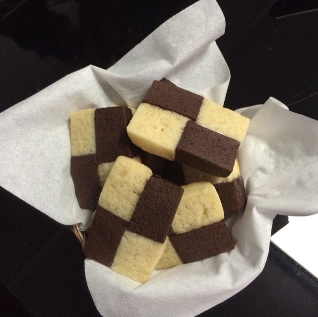 双色小棋格饼干