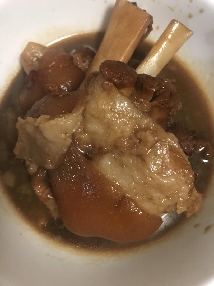红烧蹄膀