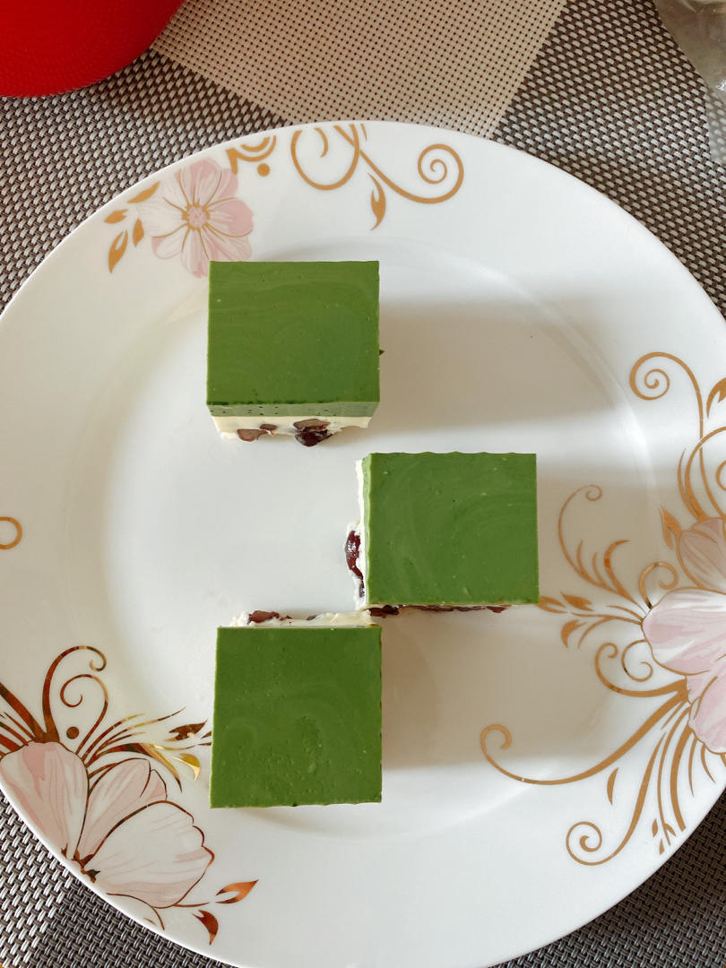 入口即化❗️好看又好吃的抹茶红豆奶糕