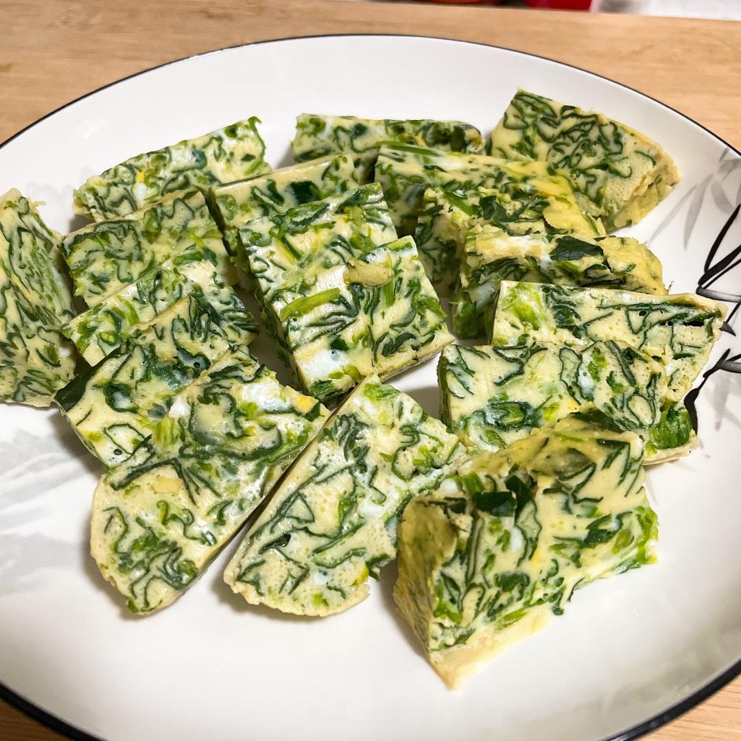 蘸汁菠菜鸡蛋糕——春季养生多吃菠菜