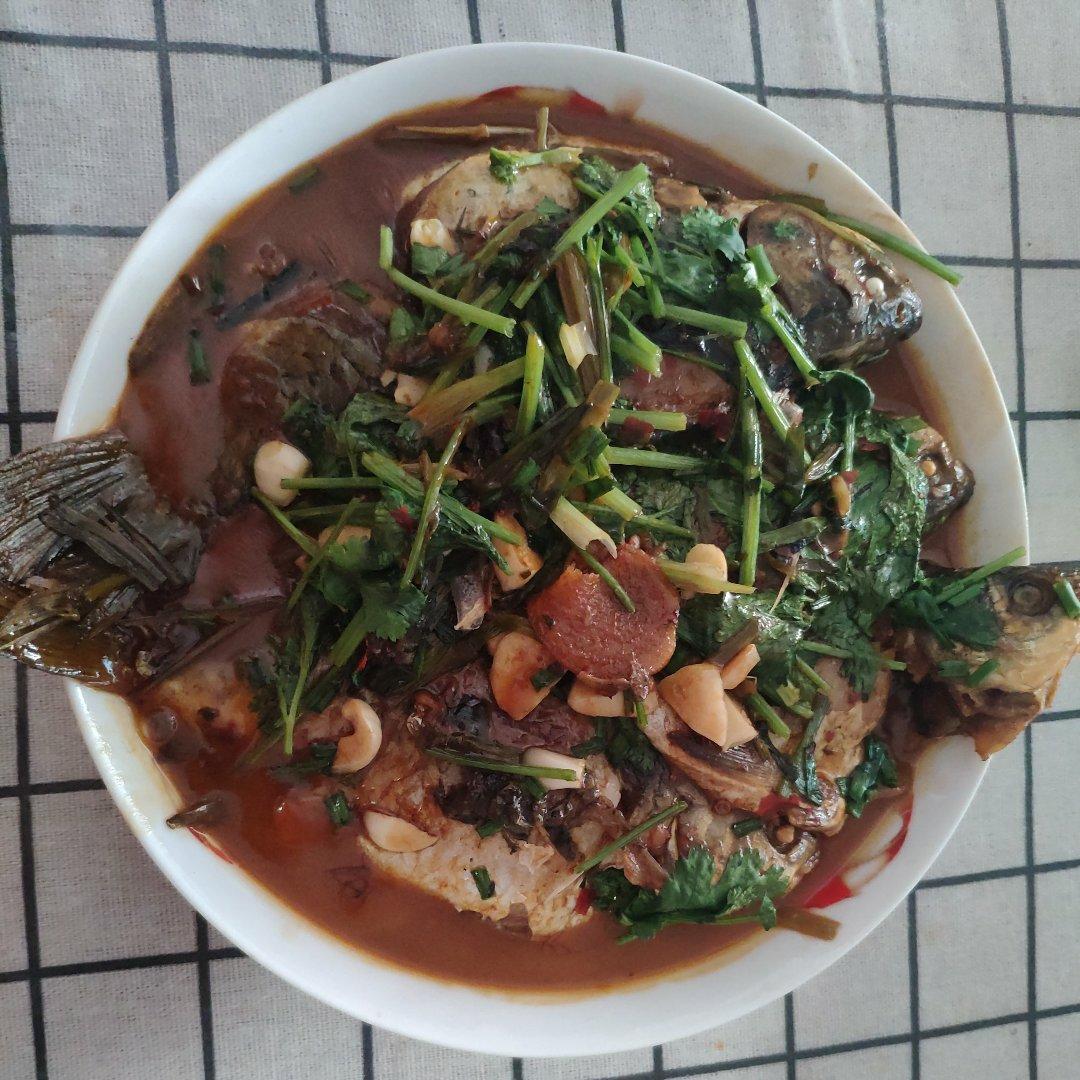 红烧鲫鱼