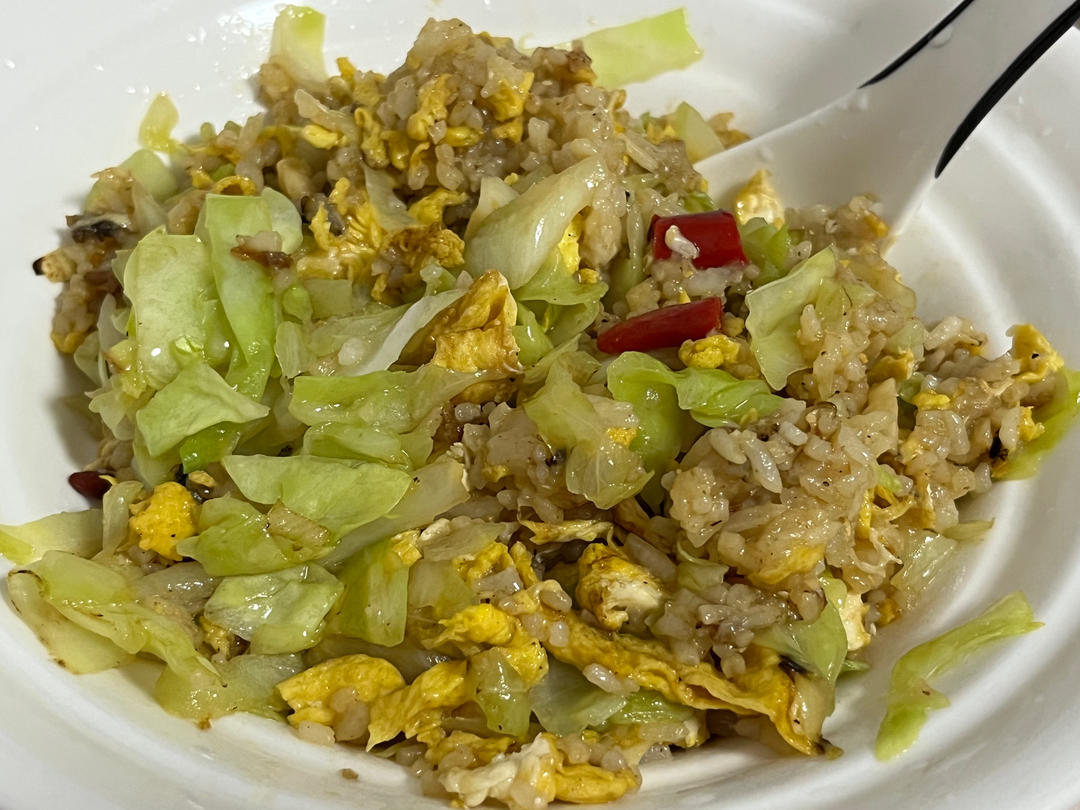 包菜鸡蛋炒饭