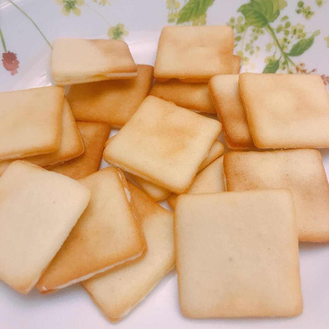 好吃到爆❗️❗️北海道❤️白色恋人饼干