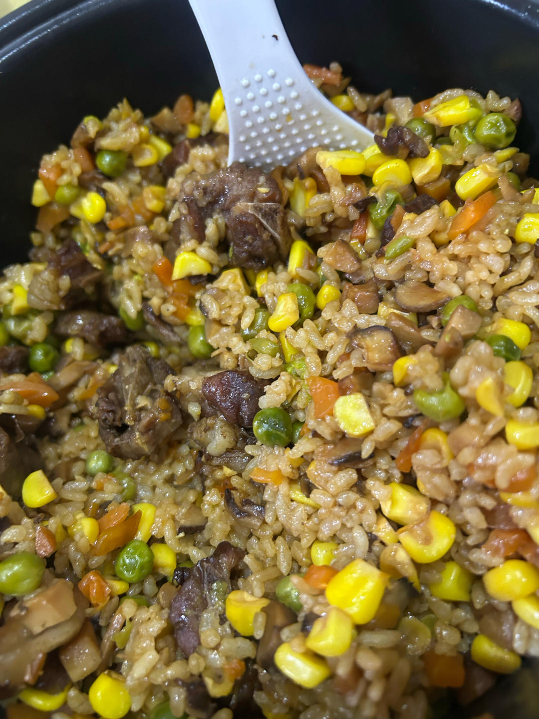 懒人必备～电饭煲腊肠焖饭