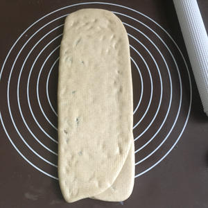 全麦葡萄干面包的做法 步骤5