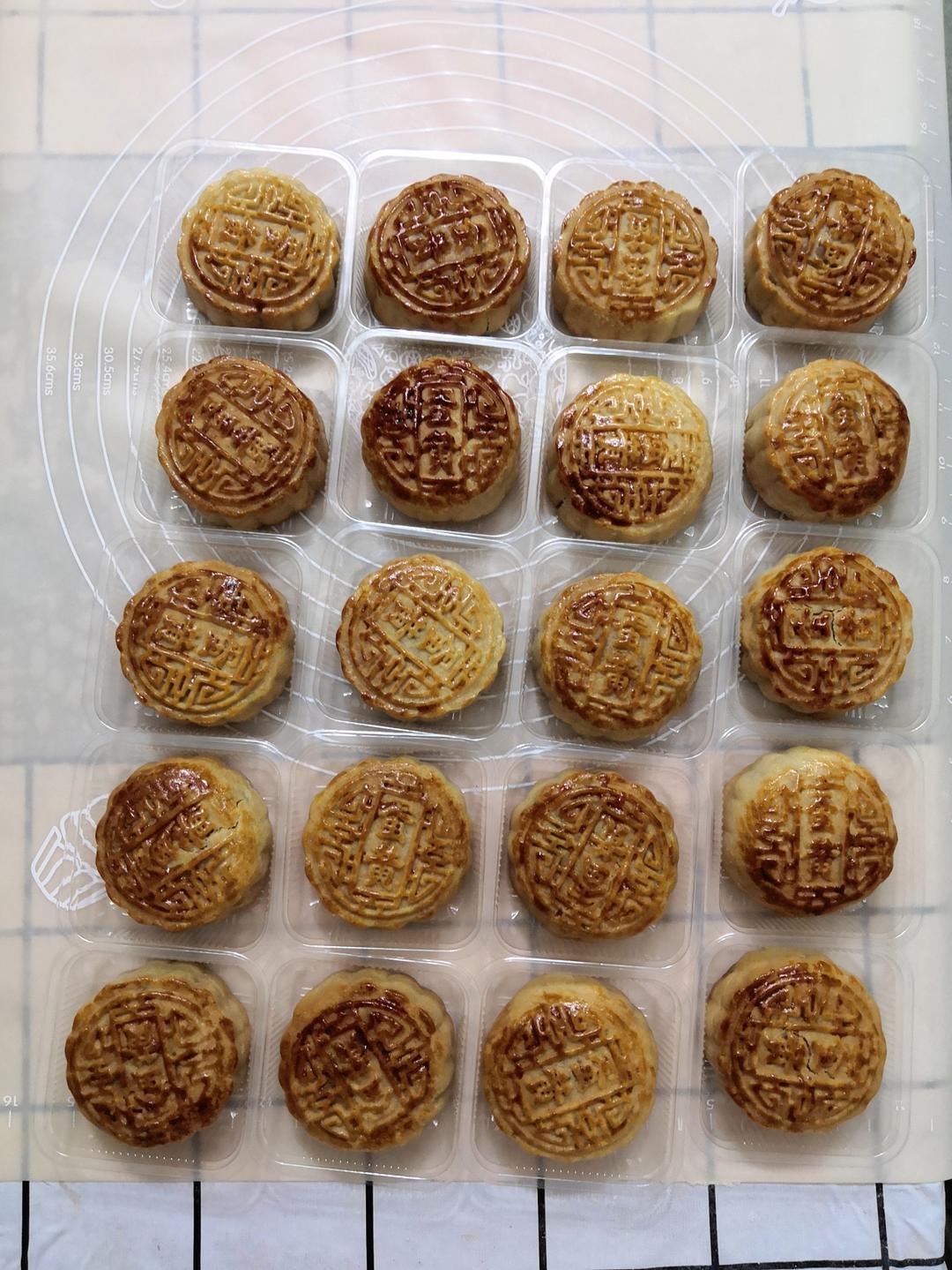 广式莲蓉蛋黄月饼50g