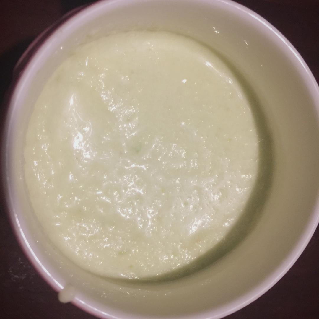 牛油果苹果奶昔