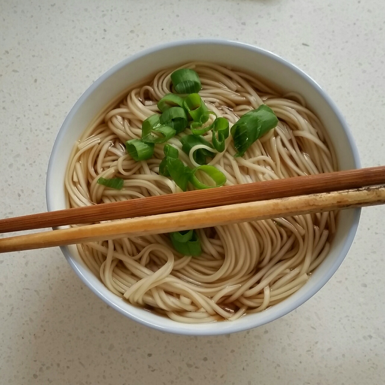 小葱麻油酱油面