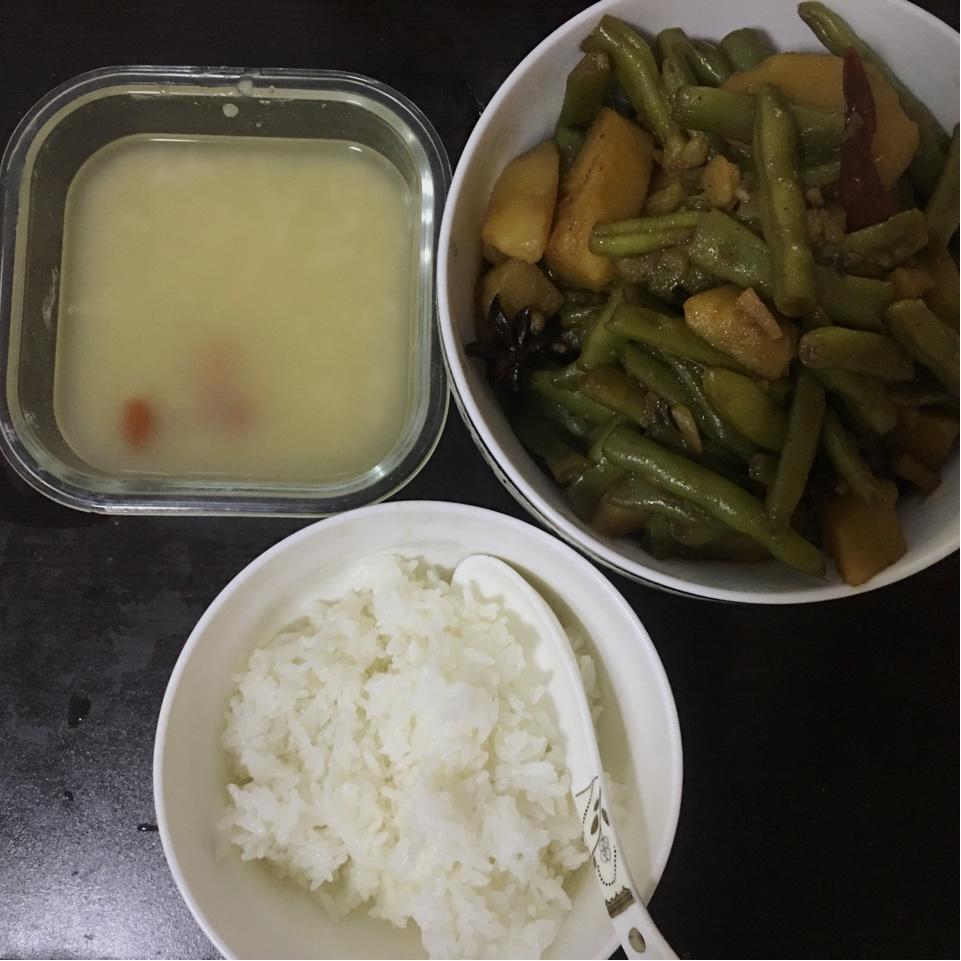 土豆炖豆角