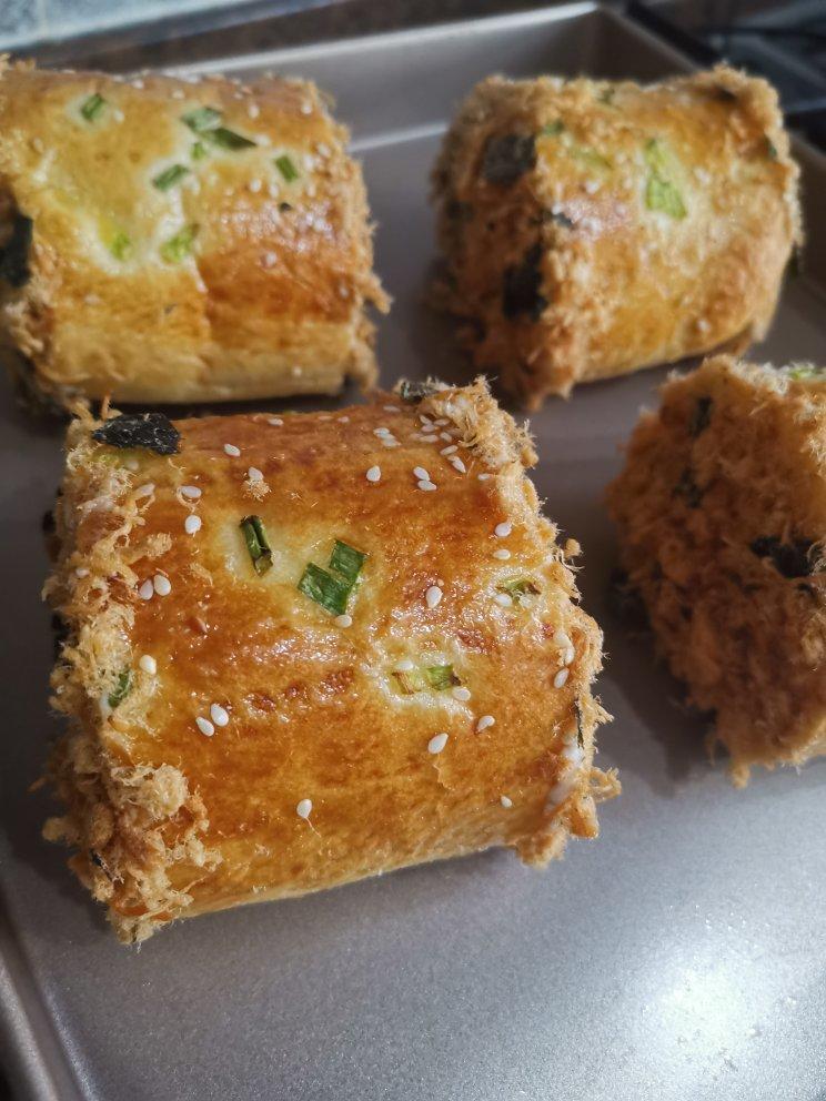 海苔香葱肉松面包卷（28cm方盘）