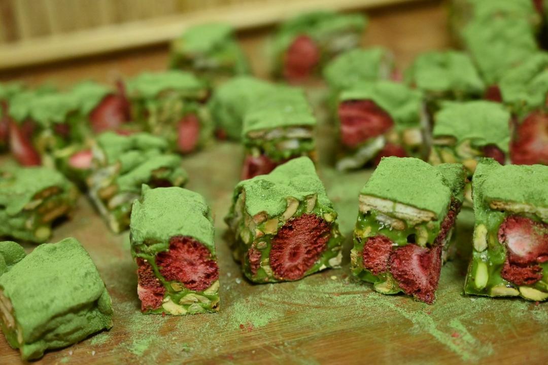 简单又好吃的雪花酥