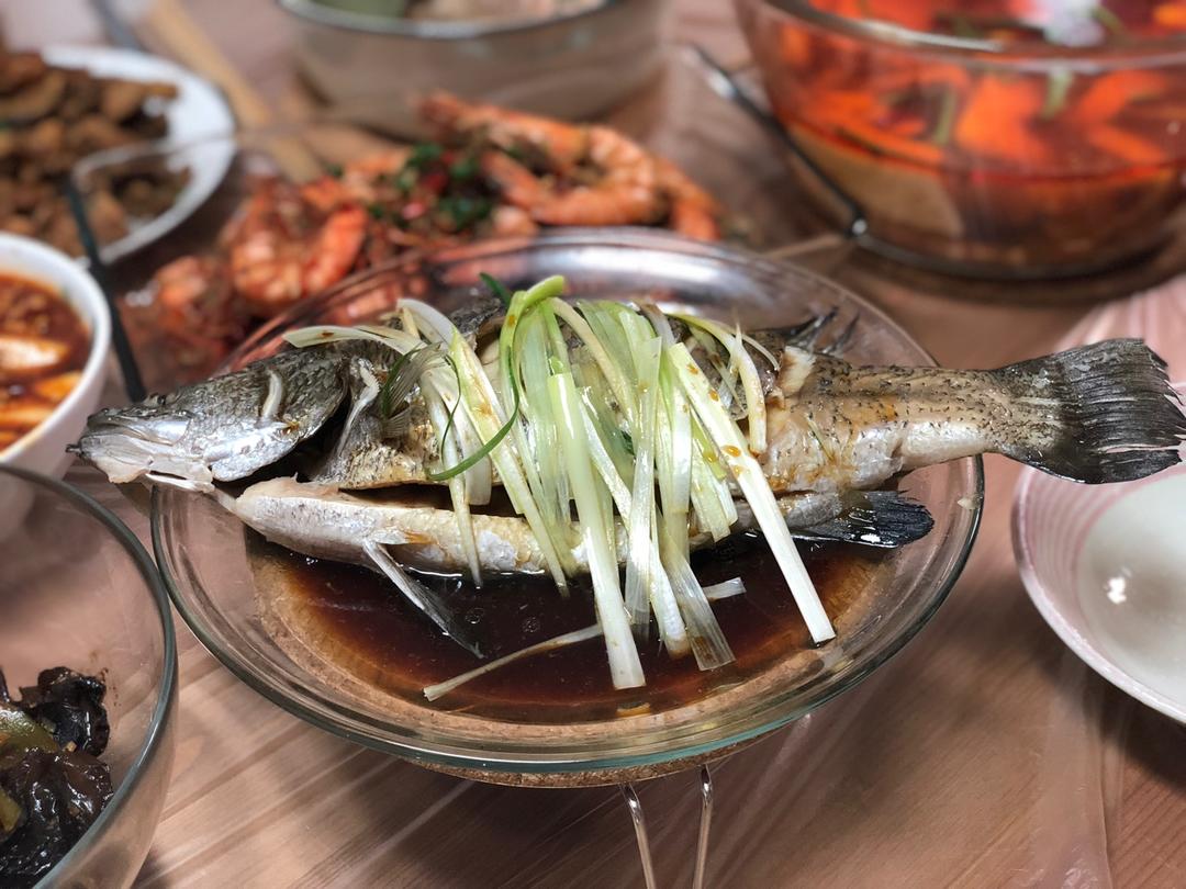 清蒸鲈鱼