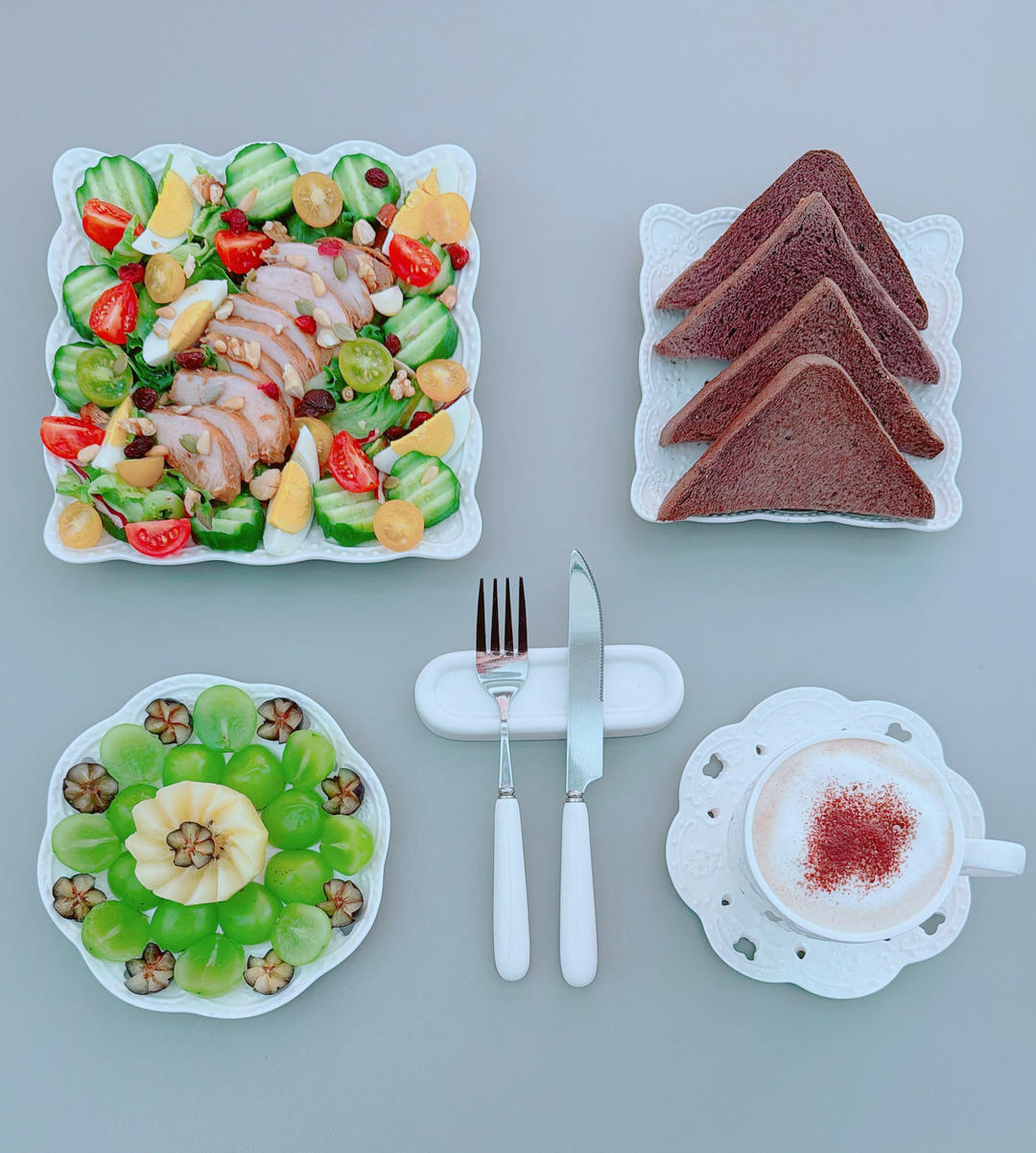 煎鸡胸肉蔬菜沙拉