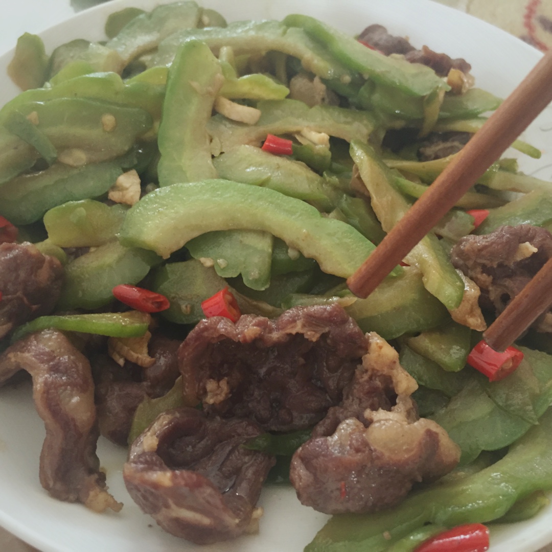 苦瓜炒牛肉