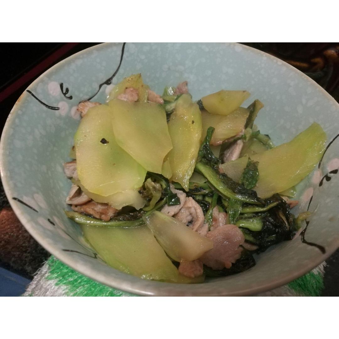 莴笋炒肉片
