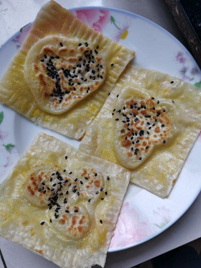 好吃又简单的馄饨皮香蕉飞饼