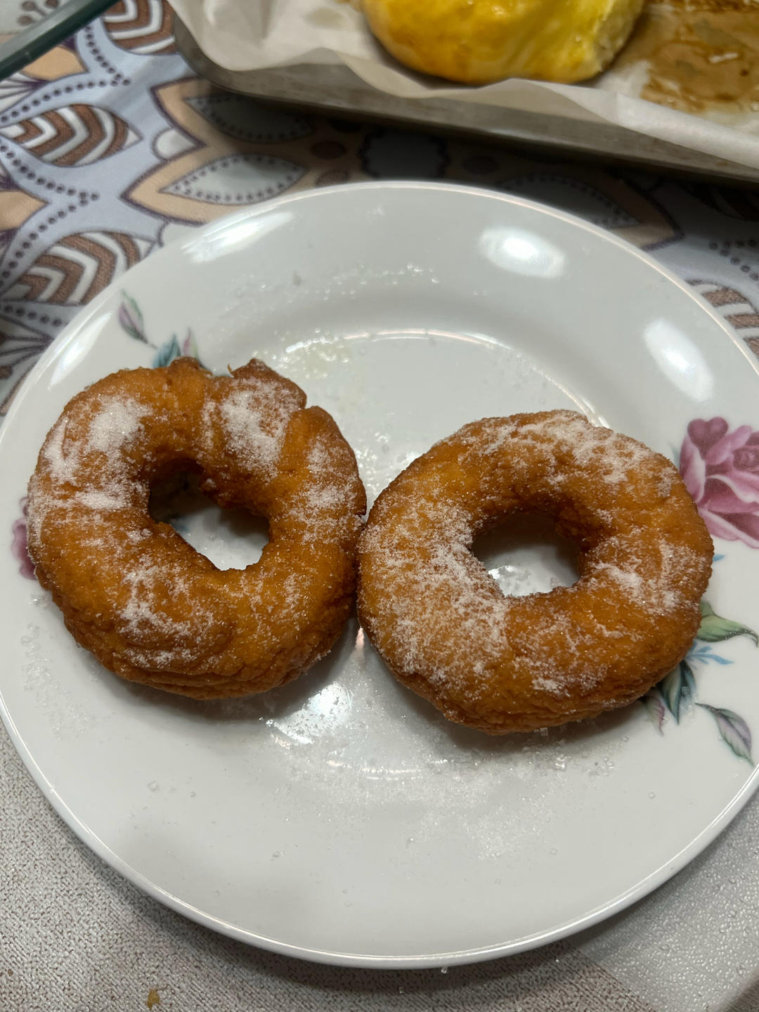 🍩超快手一小时低糖无需烤箱的甜甜圈（详细视频）