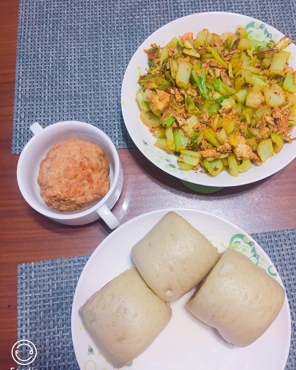 《中餐厅》芹菜炒蛋