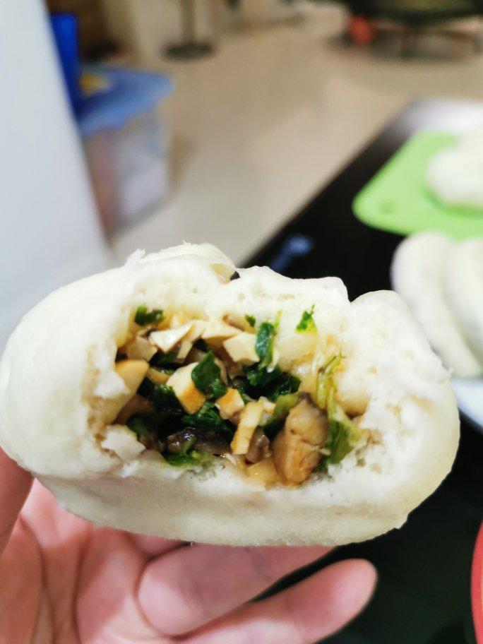 香菇青菜包