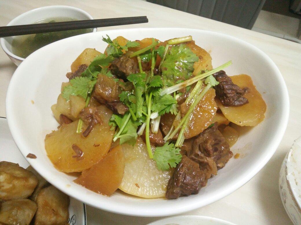 广式焖牛腩