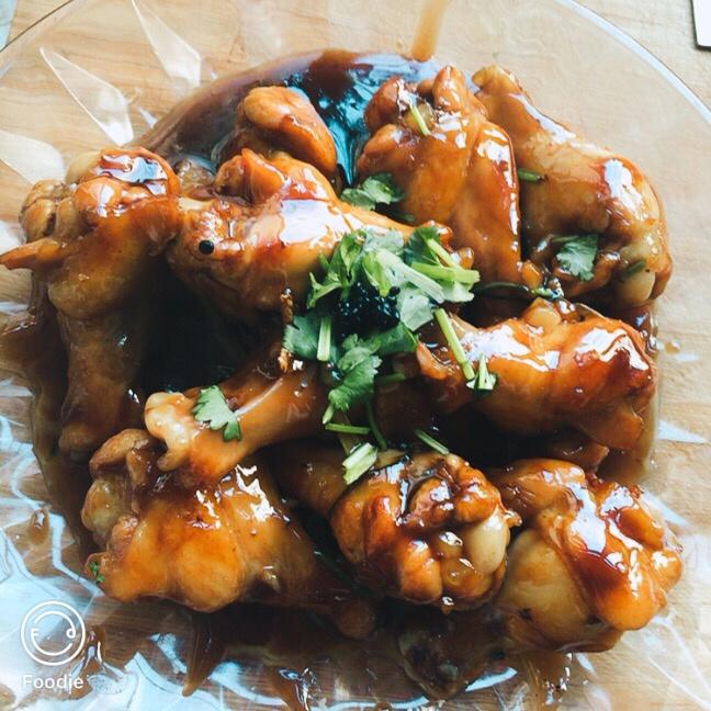 厨师长教你：“可乐鸡翅”的家常做法，味道鲜嫩可口，先收藏起来