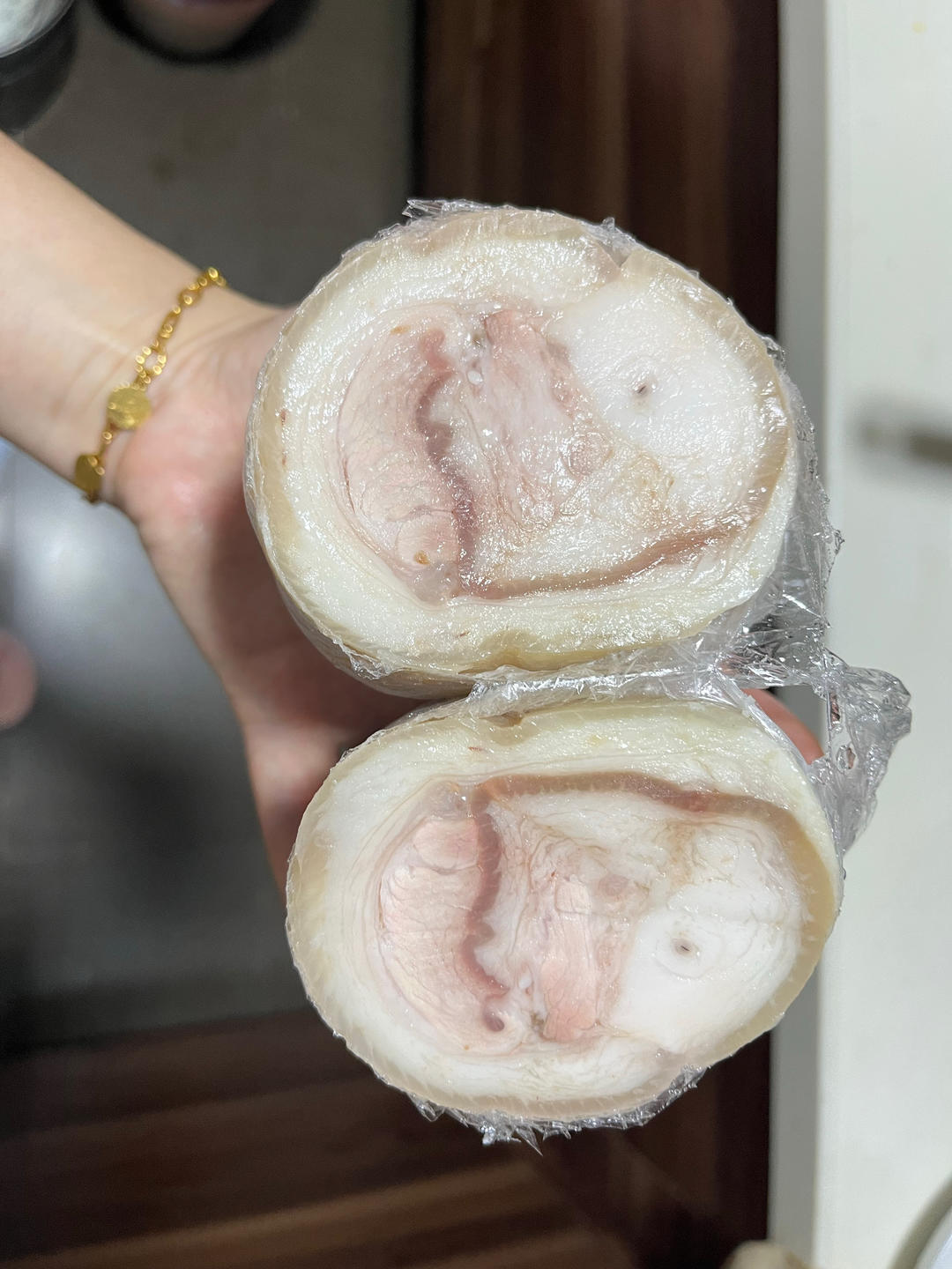 白切蹄膀（肘花）