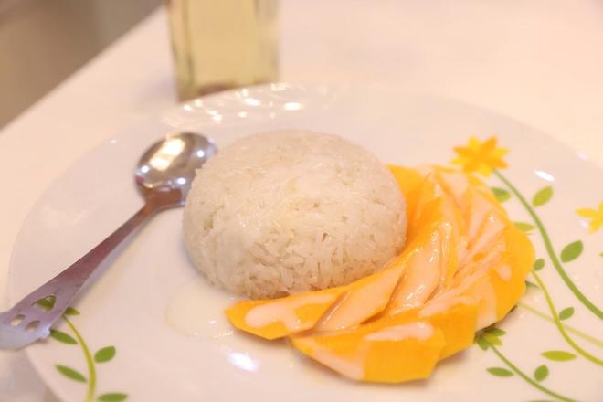 芒果糯米饭（超好吃！！！）的做法