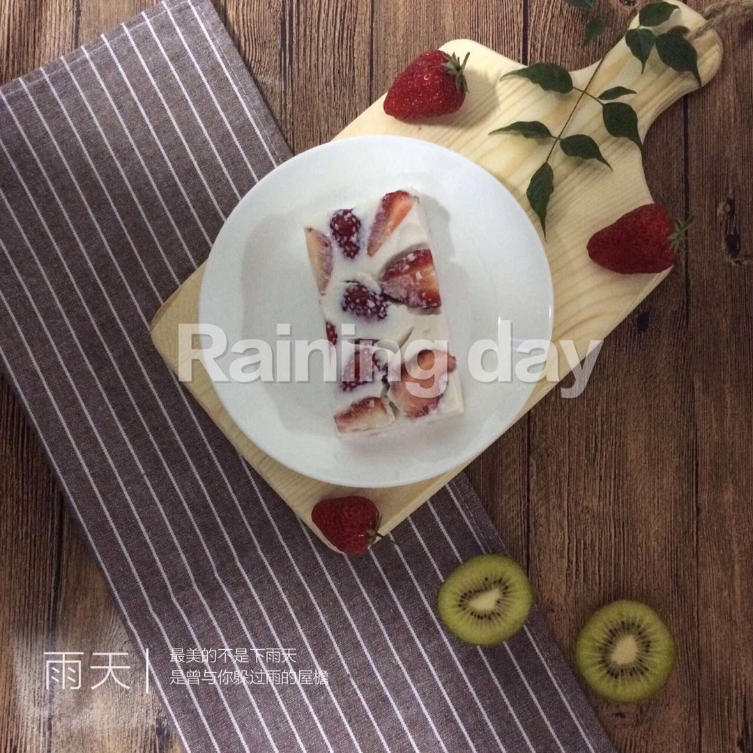 日本大热的草莓牛奶羊羹