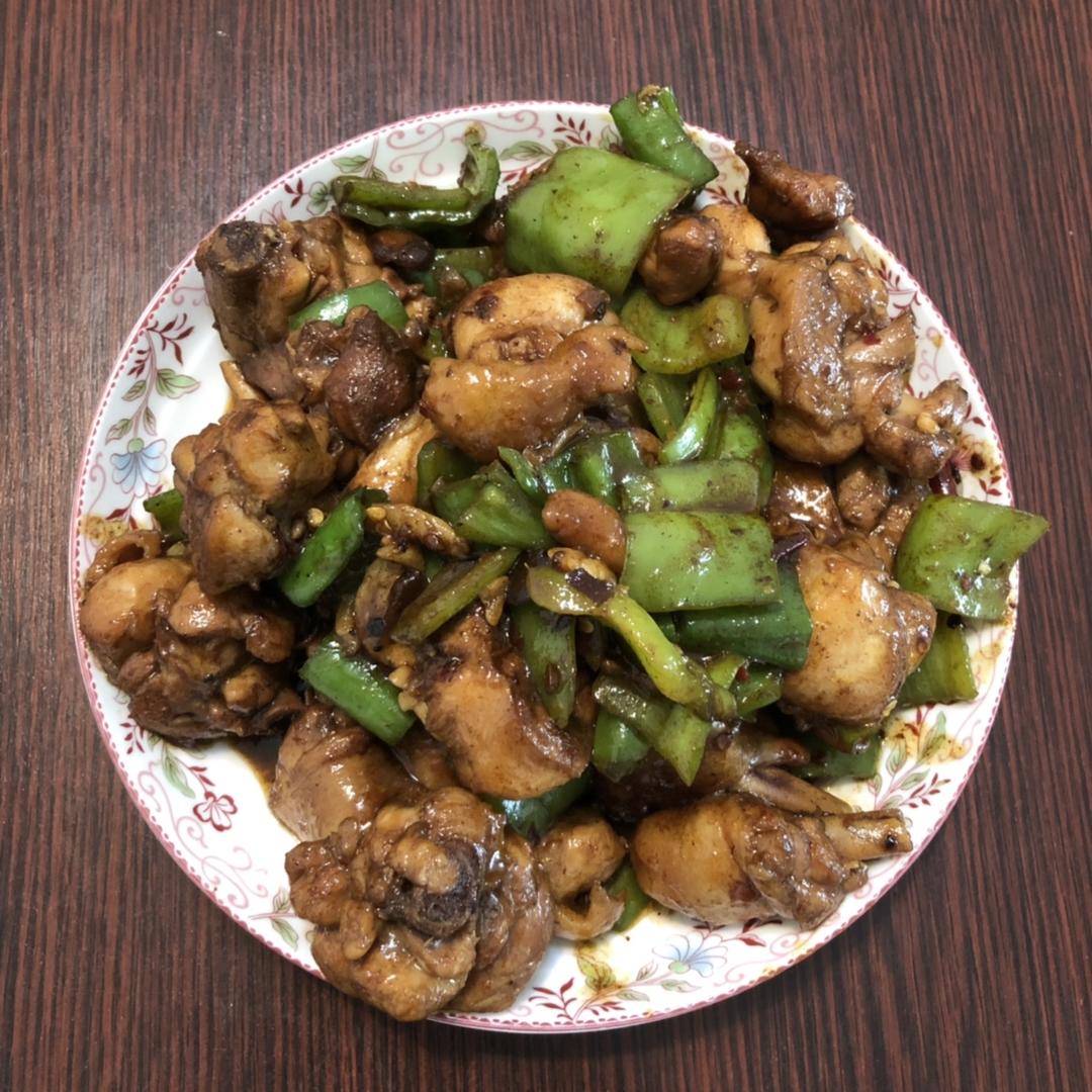 辣子鸡块。简易版。