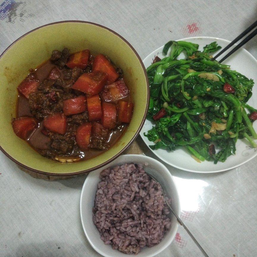 红烧牛肉土豆 （独家秘制）
