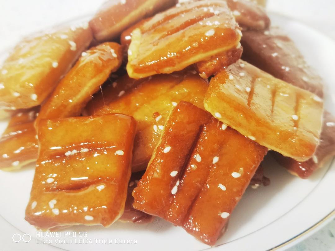 蜜三刀-味道香甜绵软，芝麻香味浓厚