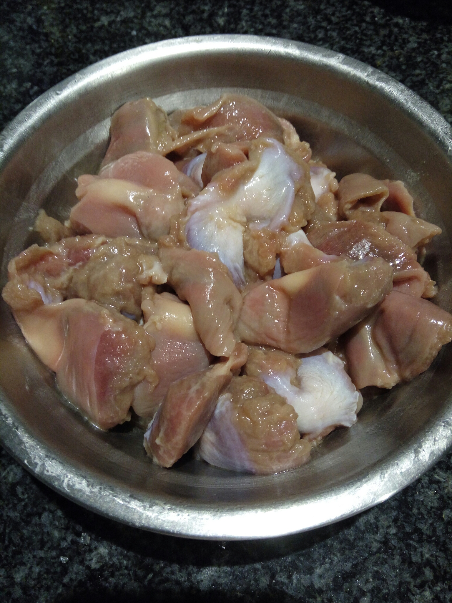 电饭锅盐焗鸡肾(鸡胗)的做法 步骤1