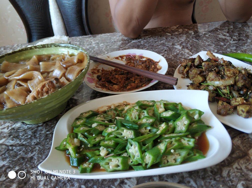 夏日快手菜凉拌秋葵