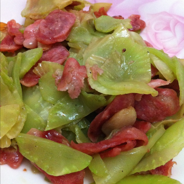 广式香肠炒莴笋