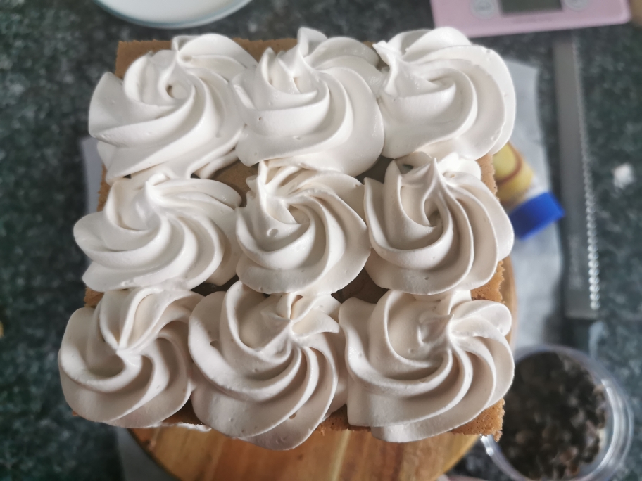 雀巢鹰唛巧克力炼奶浓情巧克力奶油蛋糕的做法 步骤28