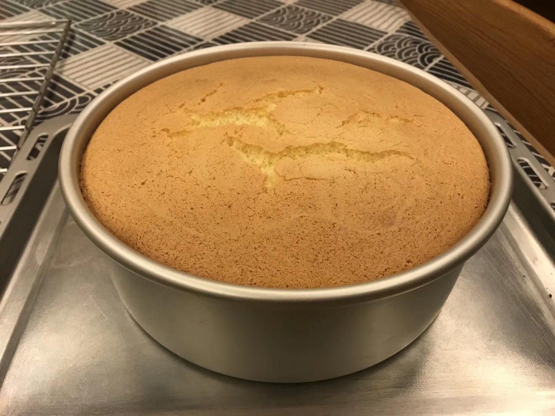 烤箱做蛋糕（戚风蛋糕的做法）