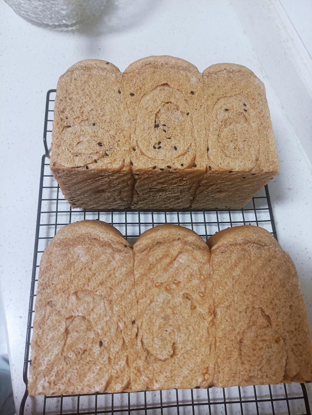 100%全麦吐司（无糖无油）