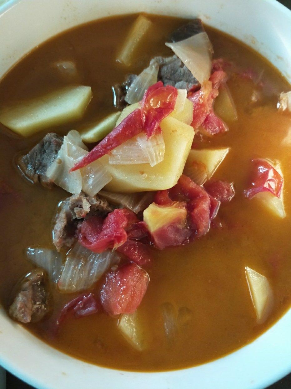 番茄土豆炖牛腩