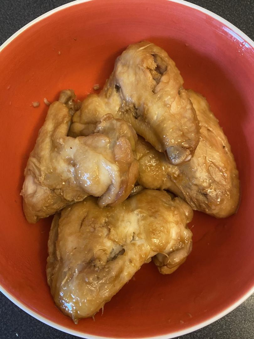外婆教我的红烧鸡翅·连汤汁都狠好吃！！！